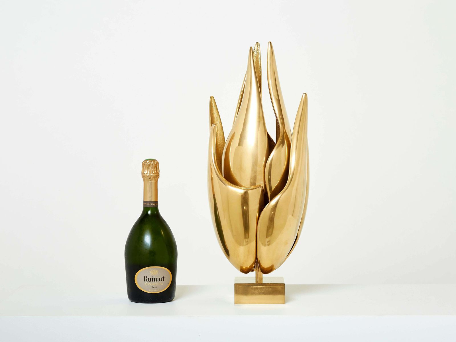 Michel Armand Gilt Bronze Modernist Flame Sculpture Table Lamp, 1970 photo vintage