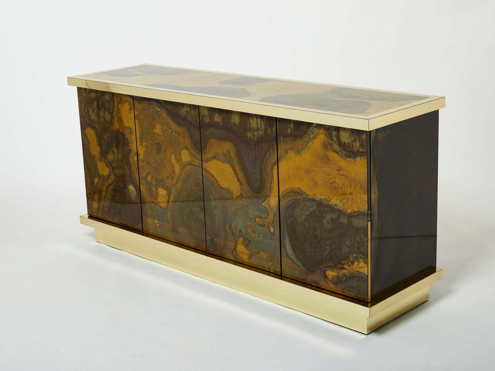 Buffet en laiton oxydé, par Isabelle et Richard Faure, années 1970 photo for sale