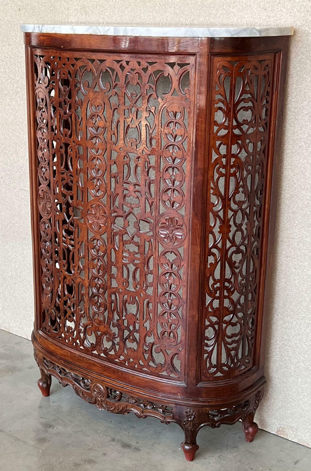 Console en noyer sculpté de style Louis XV, plateau en marbre, ou cache-radiateur photo 4190.0