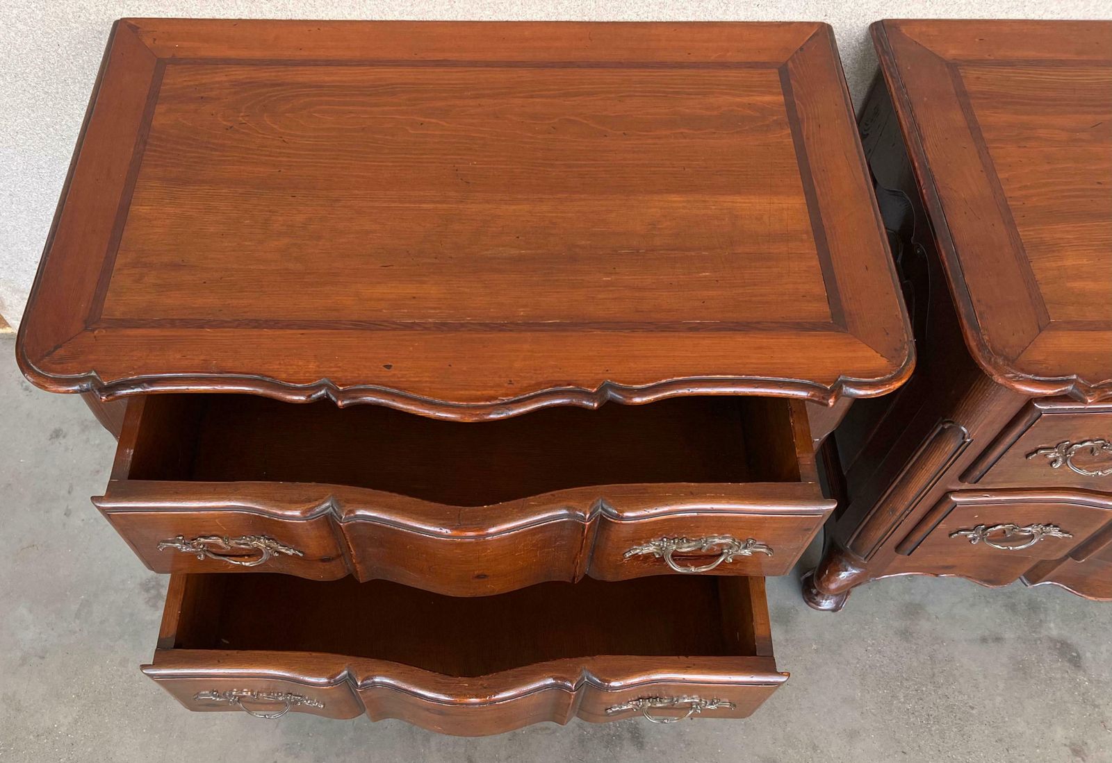 Pair Of Italian Baroque Burled Walnut Chests Of Nightstands photo vintage