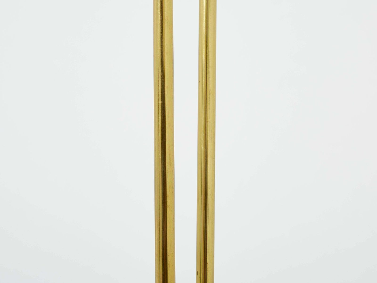 photo for sale Lampadaire Stilnovo en laiton et opaline, socle en marbre, années 1960