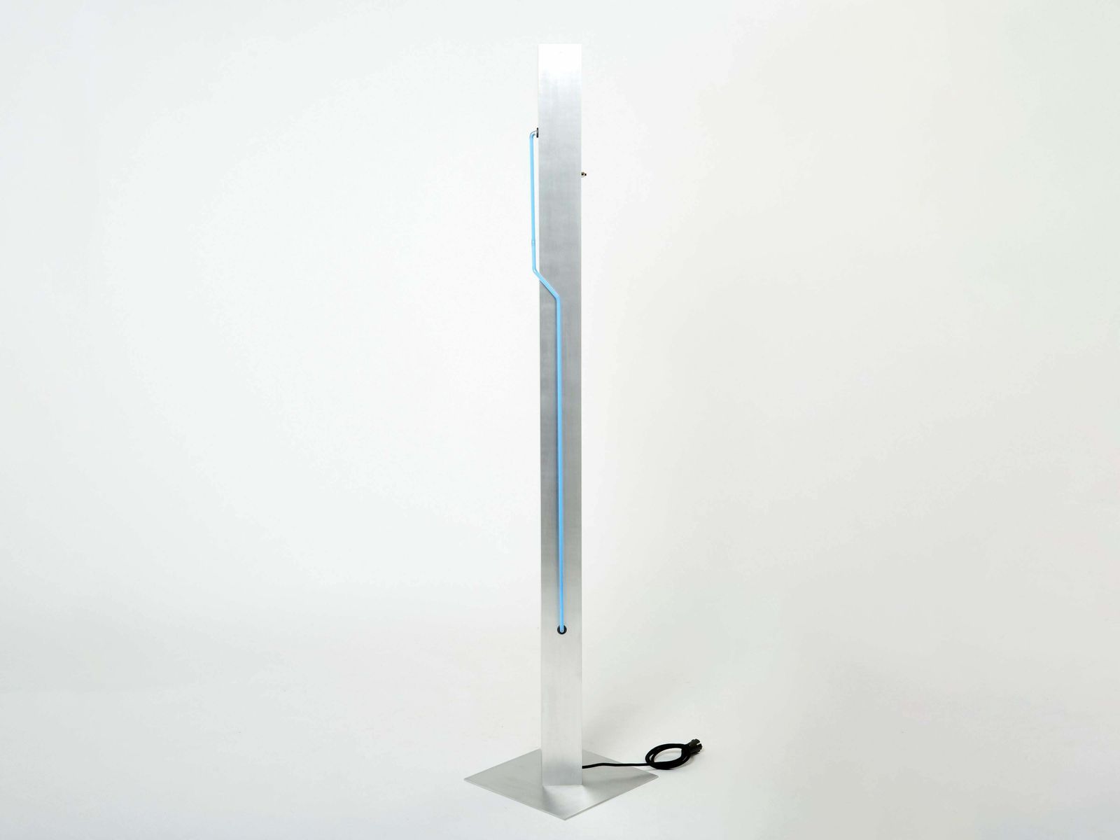 Lampadaire en acier au néon bleu, par Rudi Stern et Dan Chelsea pour Kovacs, 1983 photo vinterior