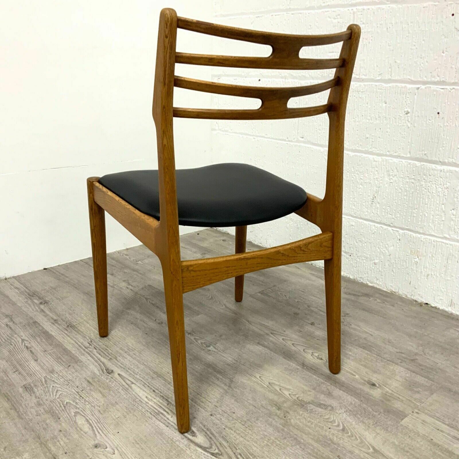 photo for sale Set Of 6 Danish Johannes Andersen Model 101 Dining Chairs For Vamo Sonderborg