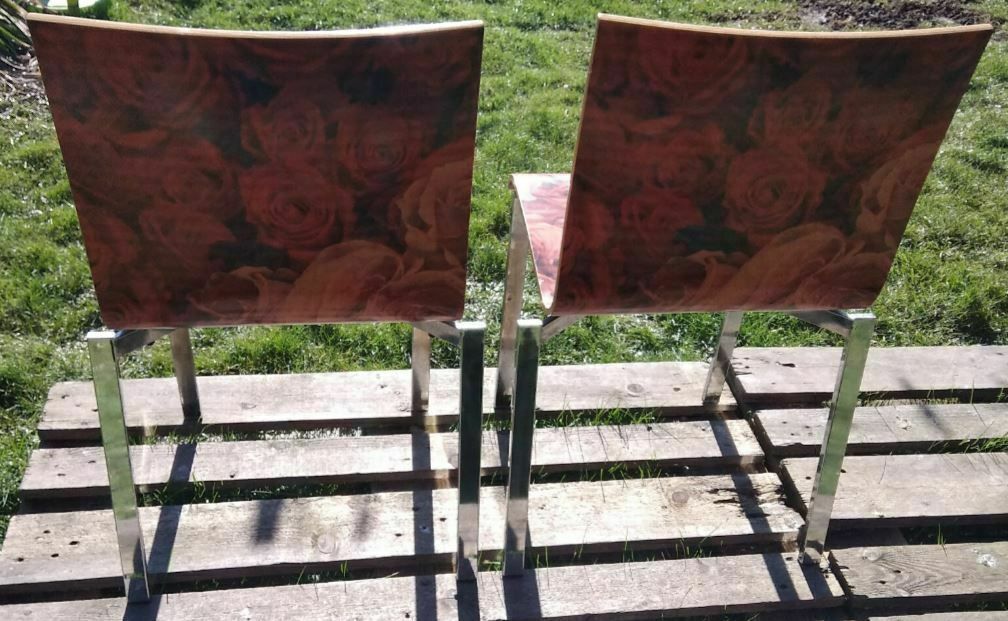 Duo Of Chairs With A Rose Motif photo 209.0