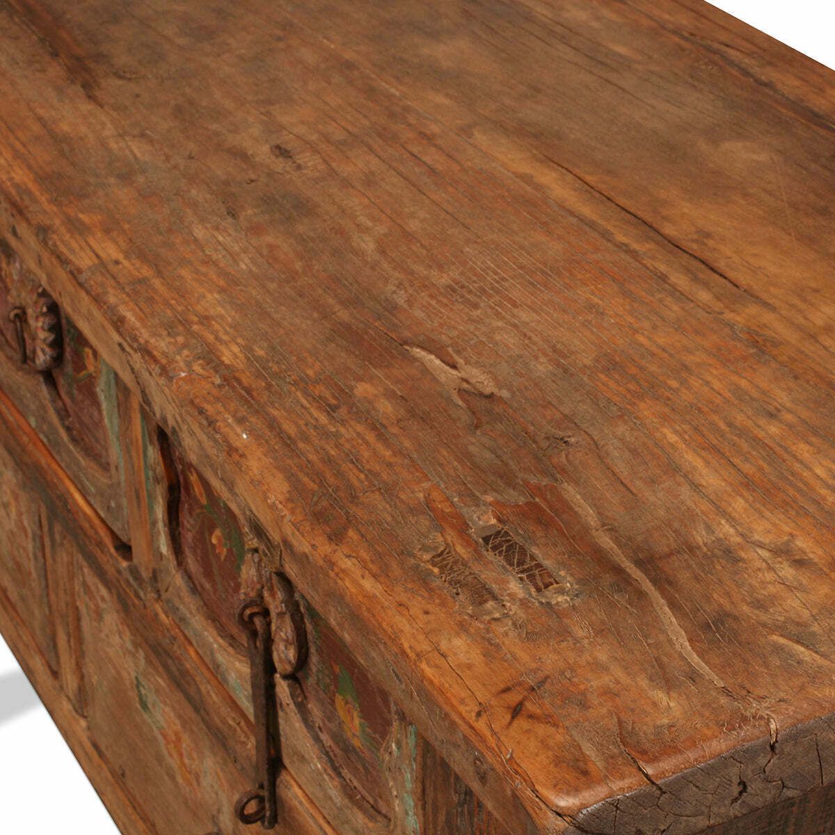 Five Drawer Painted Chest photo vinterior