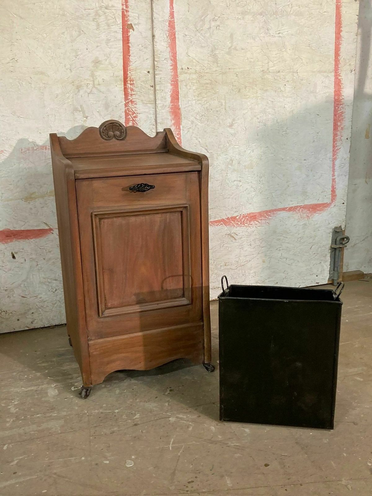 Coal Scuttle/Magazine Rack, 1910s, Antique End Of Season Clearance Sale!!!! photo for sale