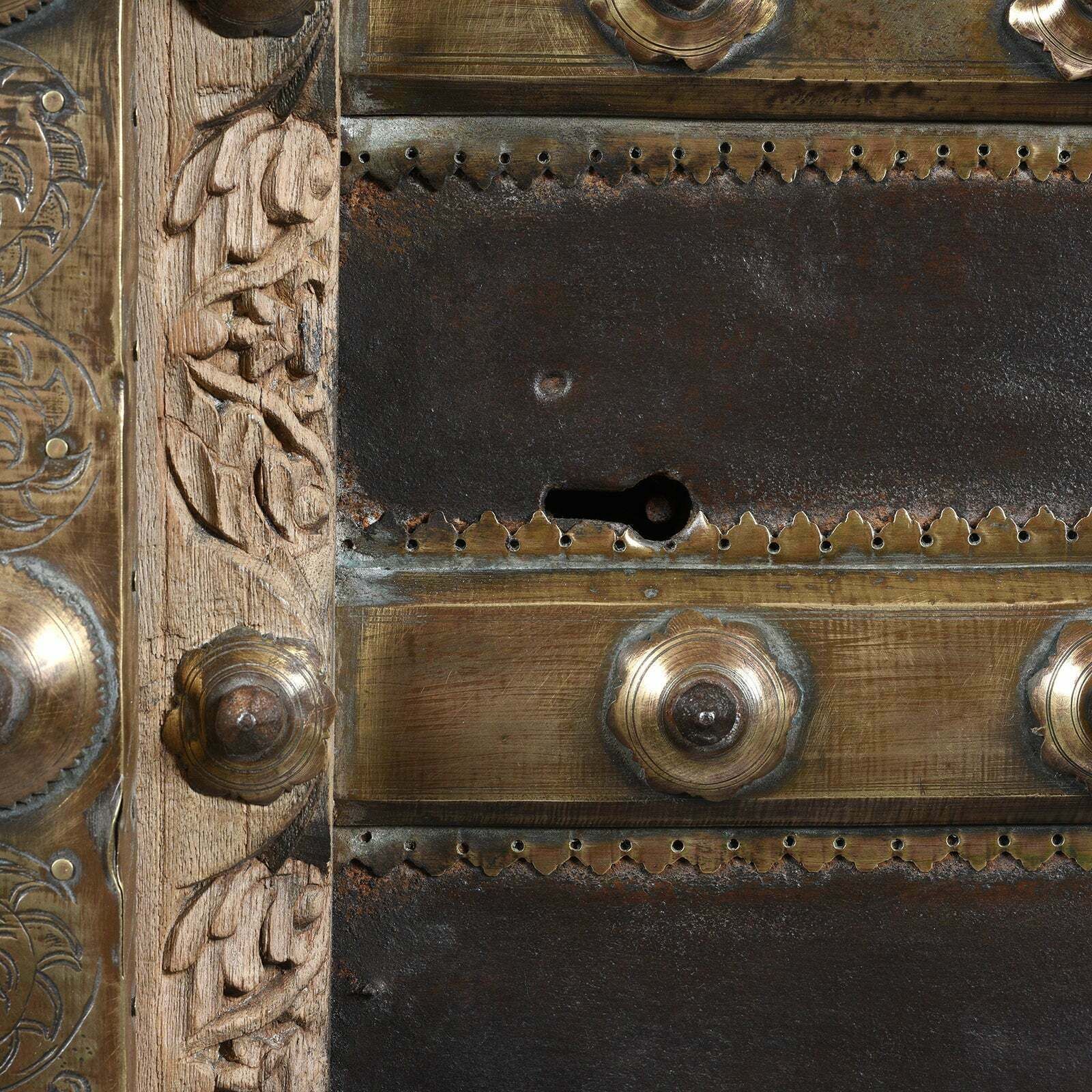 Antique Indian Brass Bound Door From Shekhawati, 19th Century photo vinterior
