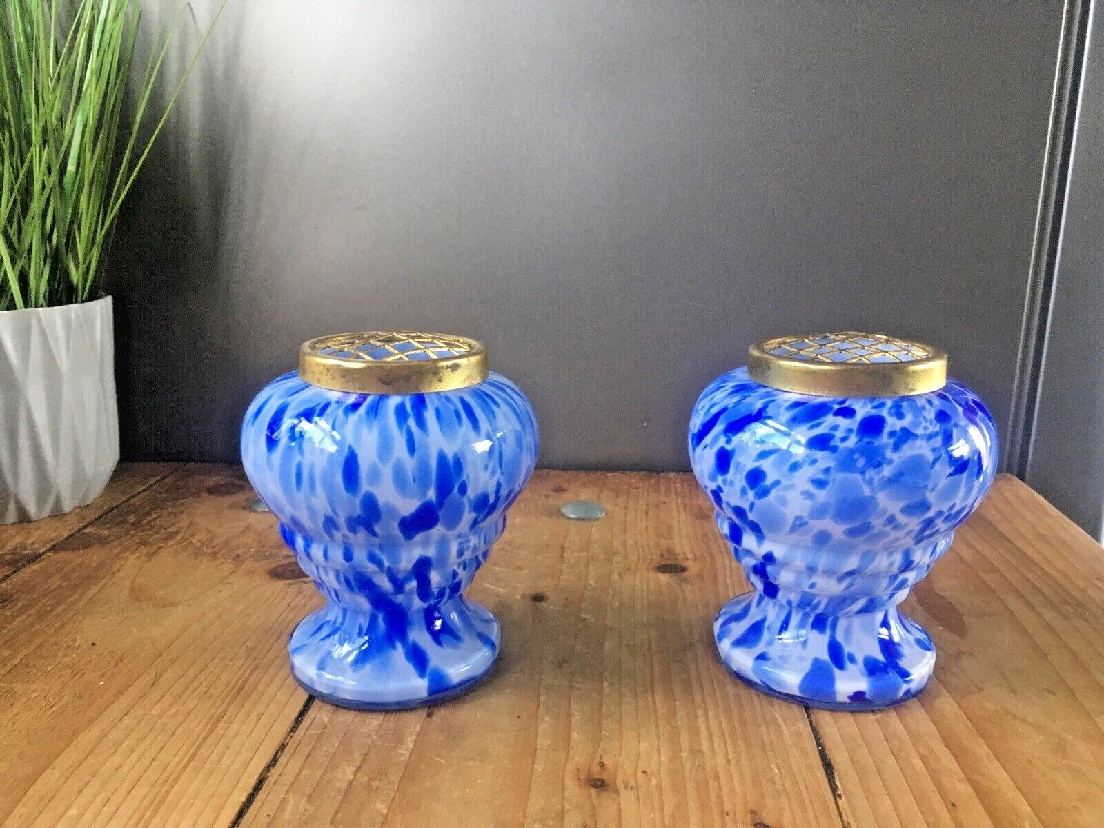 Superb Pair Of Art Deco Bohemian Czech Spatter Glass Posy Frog Vase Franz Welz photo Home Decor