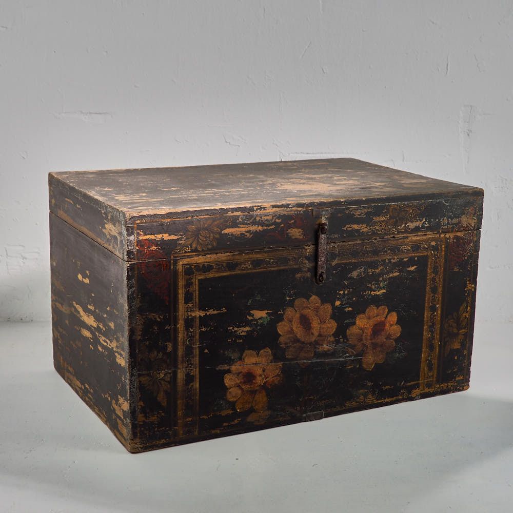Chinese Wooden Chest With Floral Illustrations (China, C.1900) #3