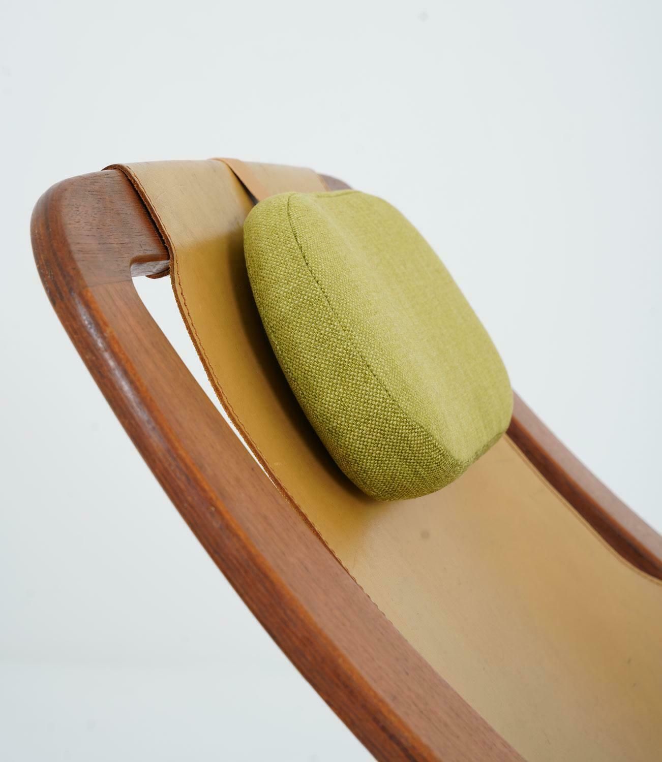 Scandinavian Lounge Chair  Holmenkollen  By Arne Tidemand Ruud photo vintage