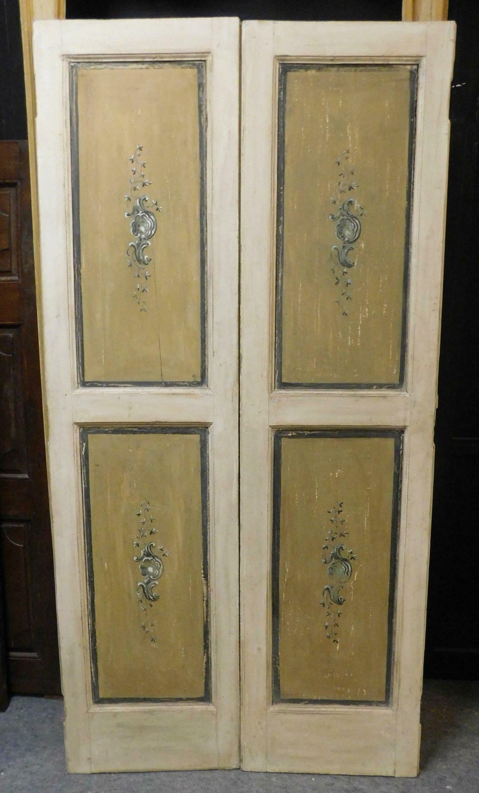 Pair Of Antique Double Doors Painted '700 Italy photo 2303.0