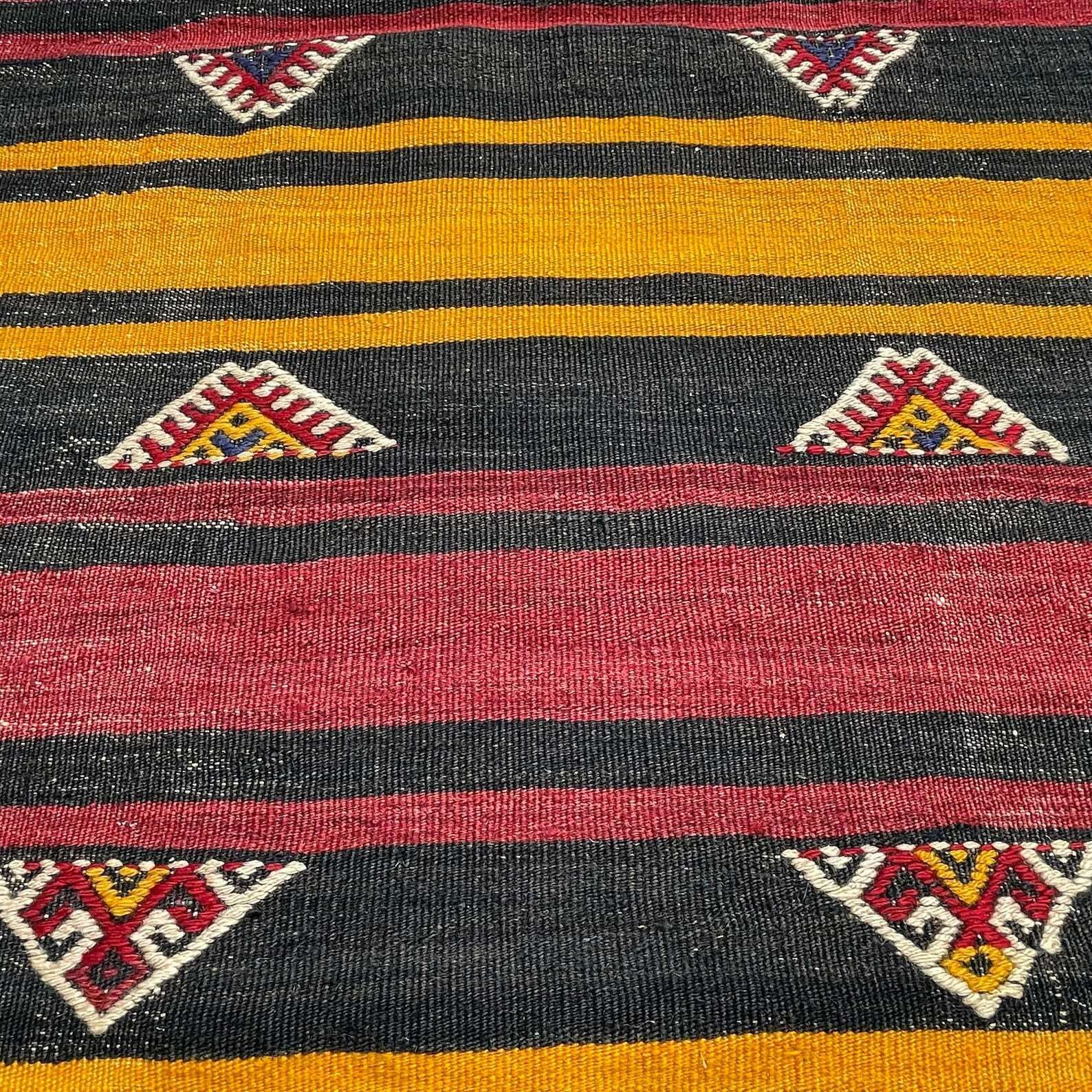 Traditional Turkish Kilim Runner ,Vintage Anatolian Turkish Kelim photo vintage