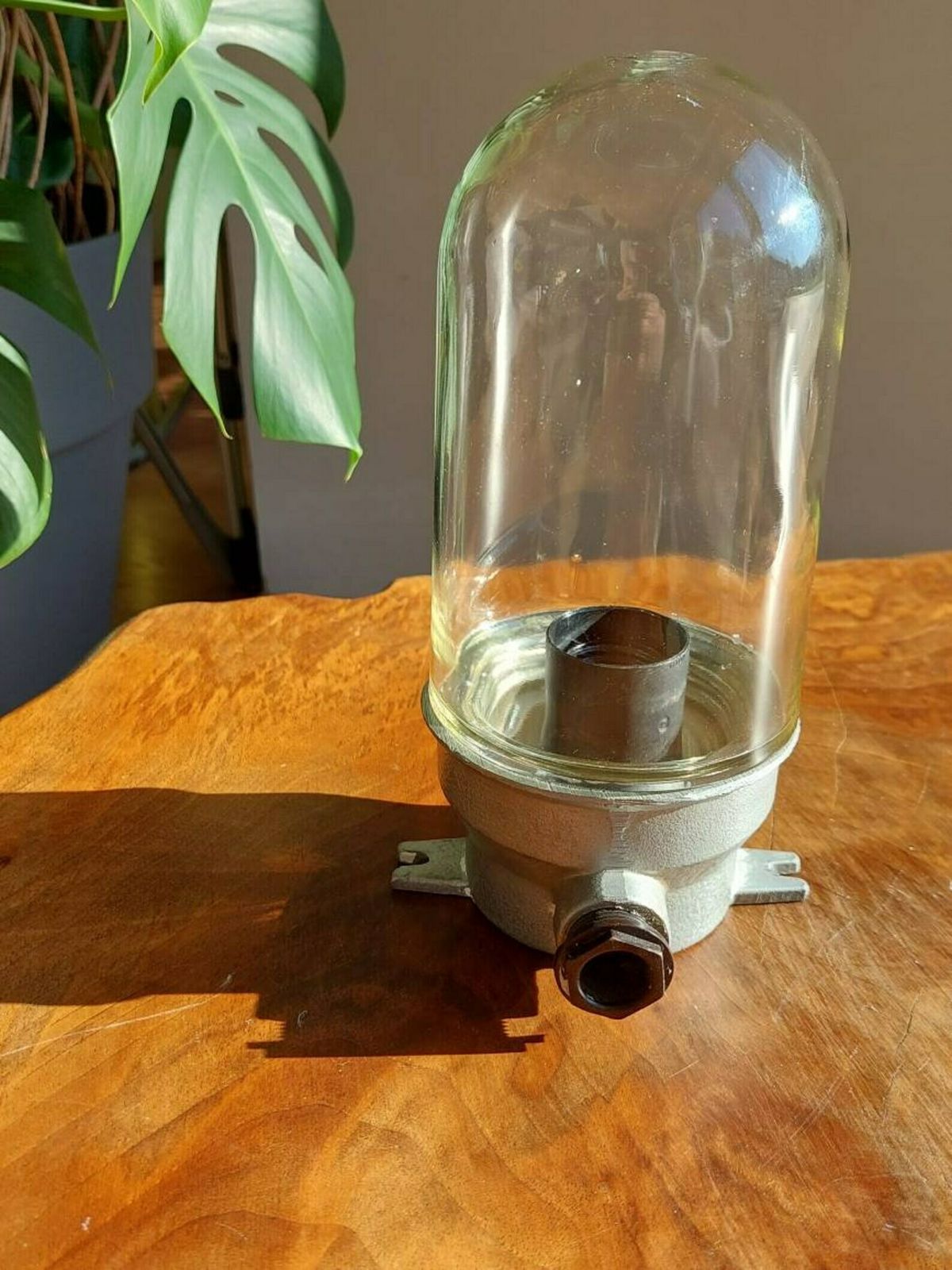 Vintage Industrial Wall Lamp / Sconce / Barn Light /Vintage Industrial Lighting / Mid Century Industrial / Outdoor Light / Industrial / 60's photo vinterior
