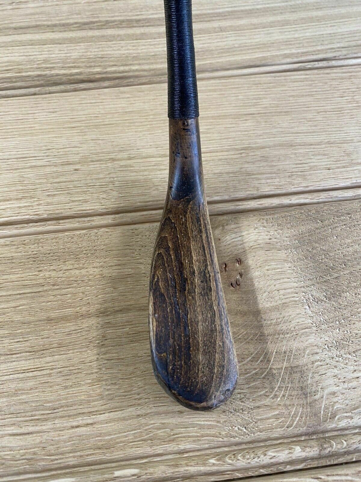1711.0 Antique Long Nose Hickory Putter Club Mcewan Golf Club C1860 Musselburgh photo
