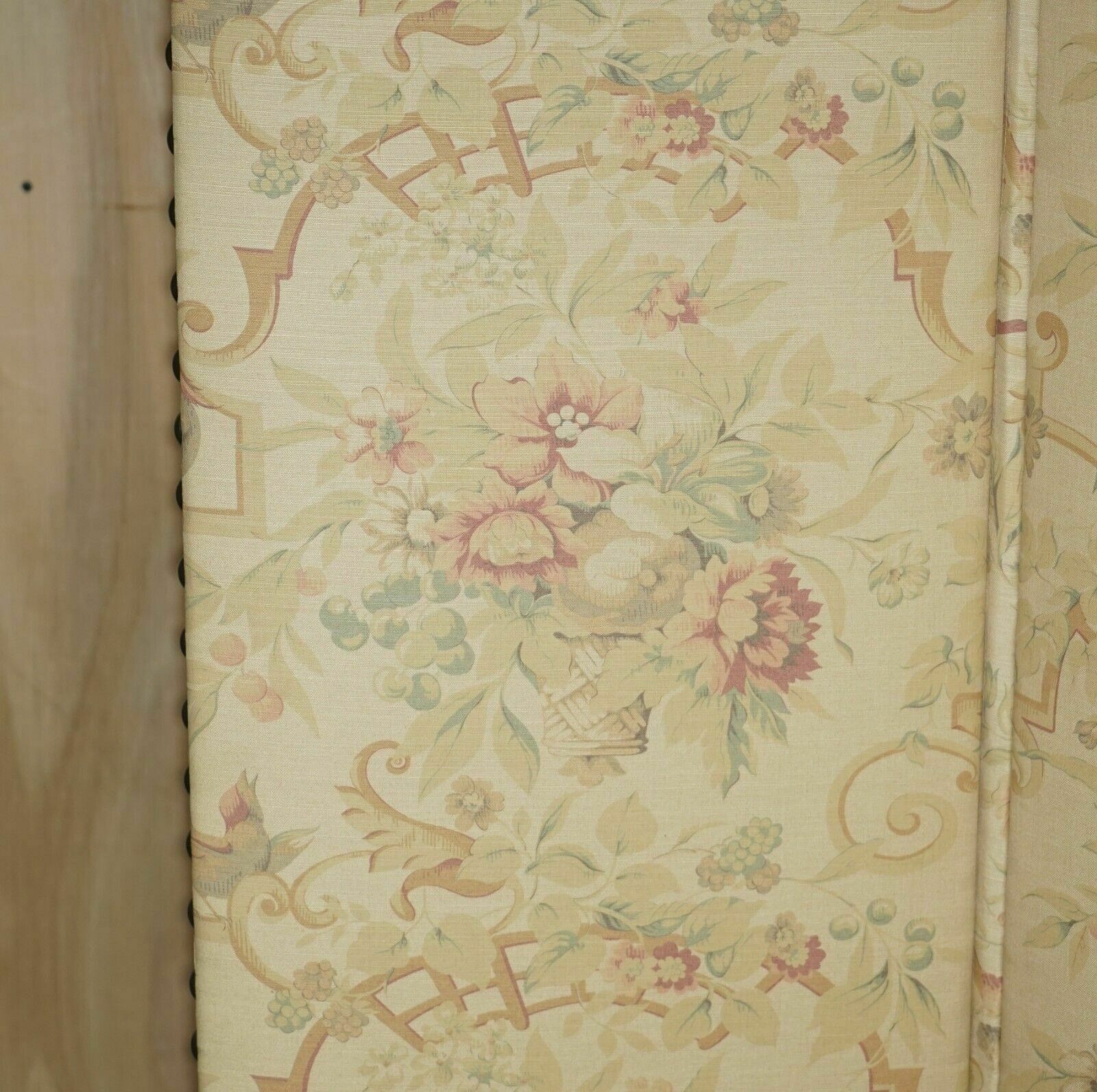 Fine George Smith Chelsea Mahogany & Floral Upholstered Room Divider photo vinterior