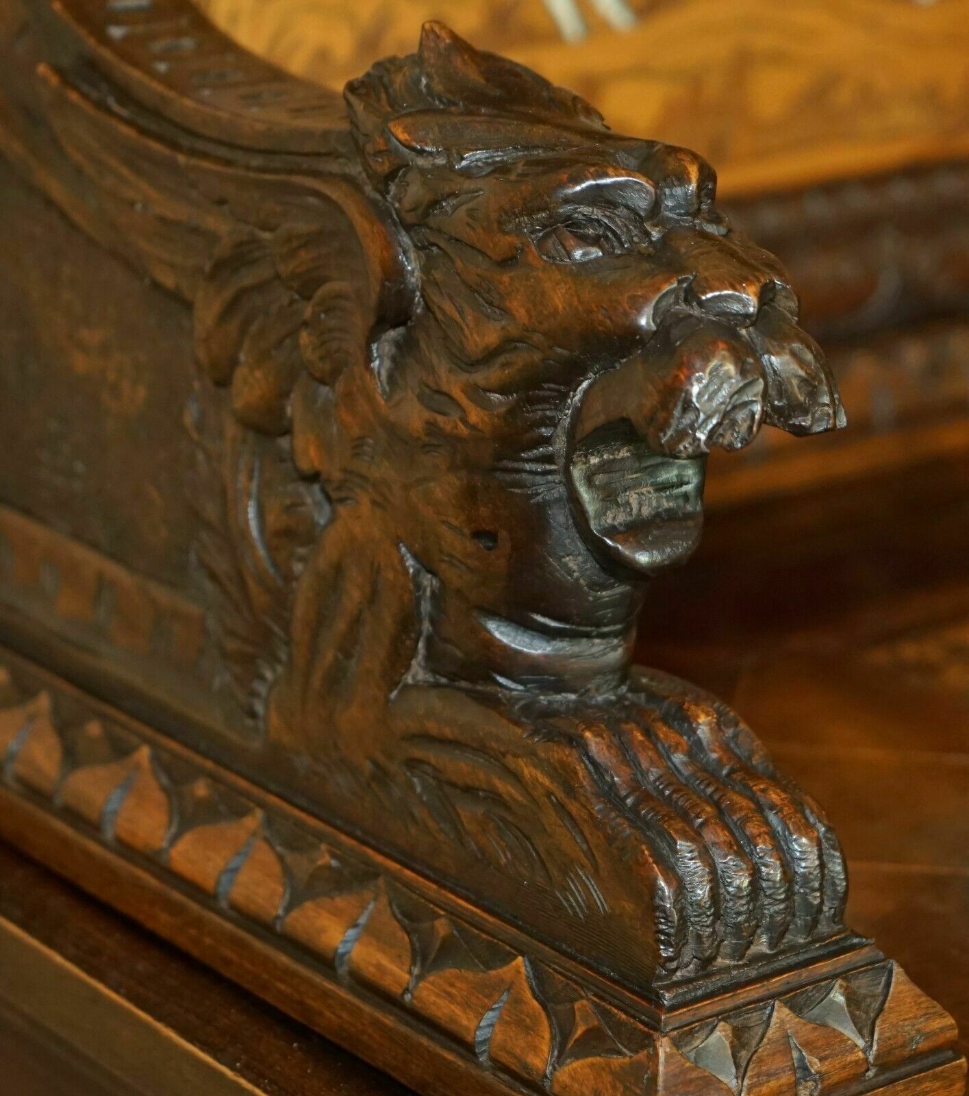 Antique Lion Griffon Carved Italian 1860 Monks Settle Bench Internal Storage photo vintage