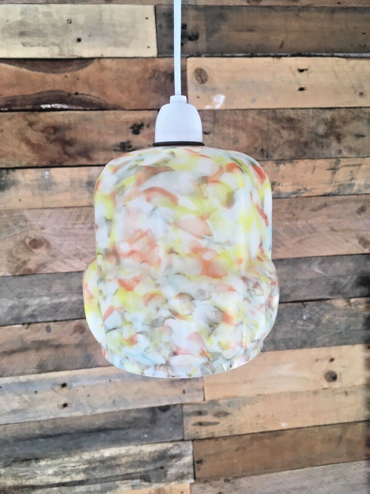 photo vintage Art Deco Yellow Orange Marbled Geometric Spatter Glass Ceiling Light Lamp Shade