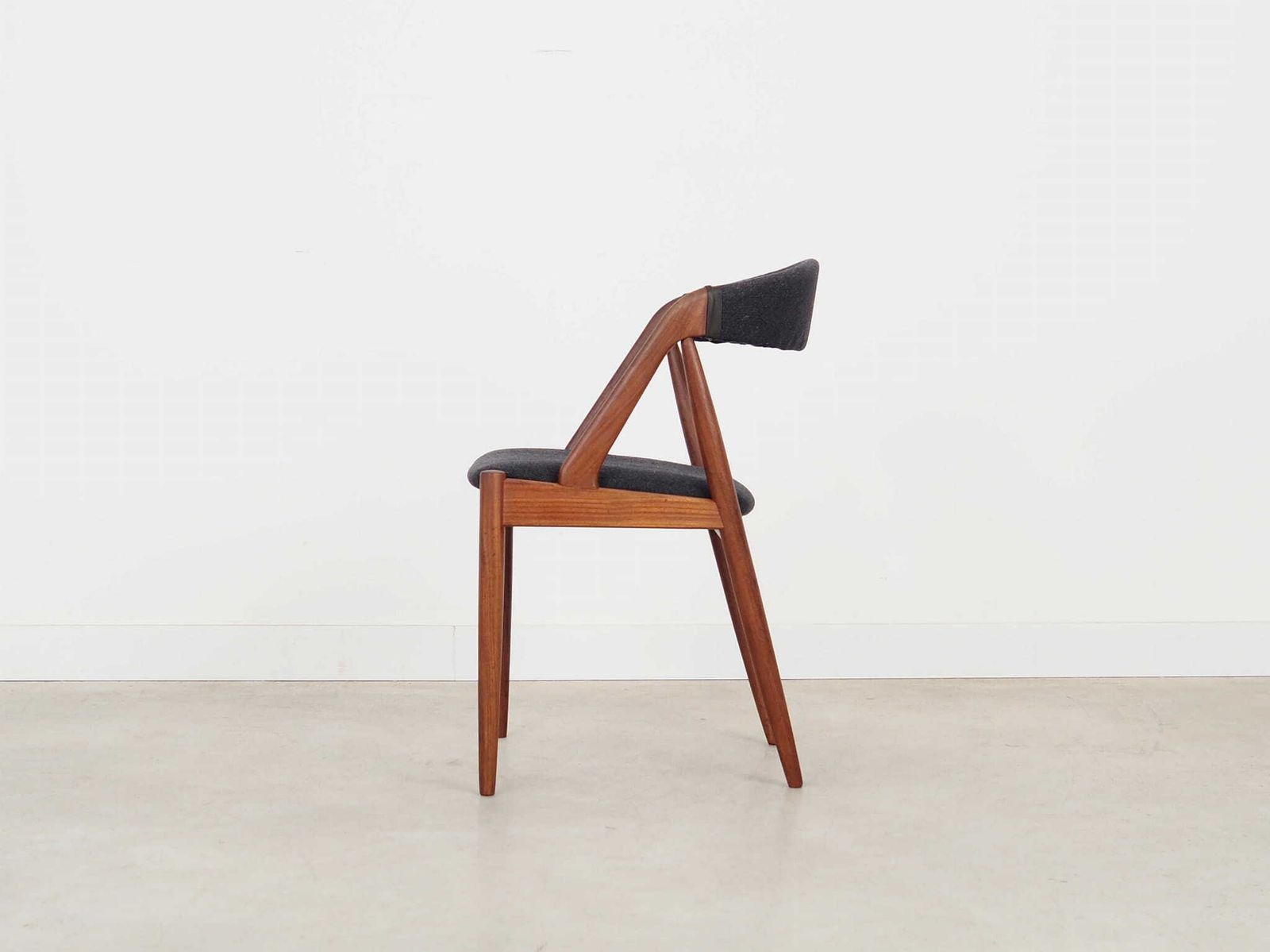 photo vintage Set Of Four Teak Chairs, Danish Design, 1970s, Designer: Kai Kristiansen