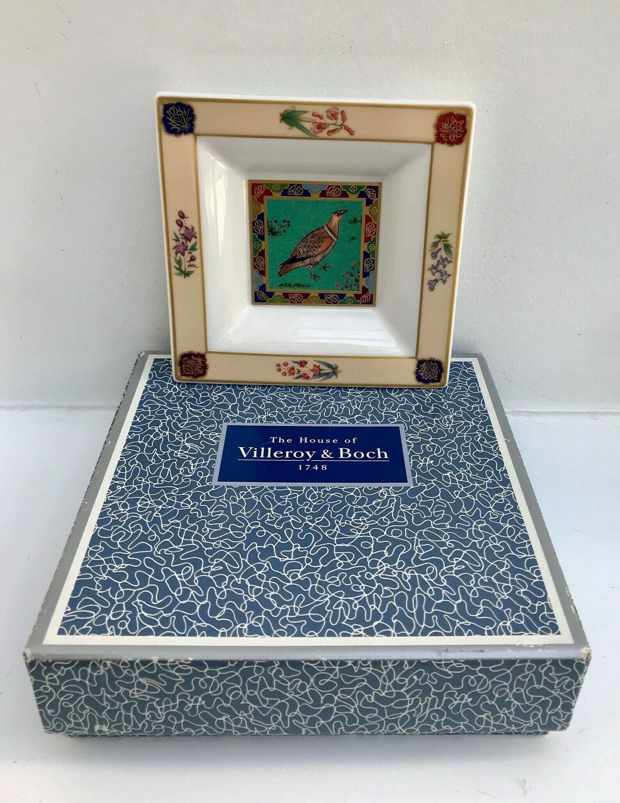 photo furniture Villeroy And Boch Square Dish Coin Dish Ring Catch All Candy Nuts Olives Tray Trinket Porcelaine Vintage Heinrich Bengal Saraswati Bird