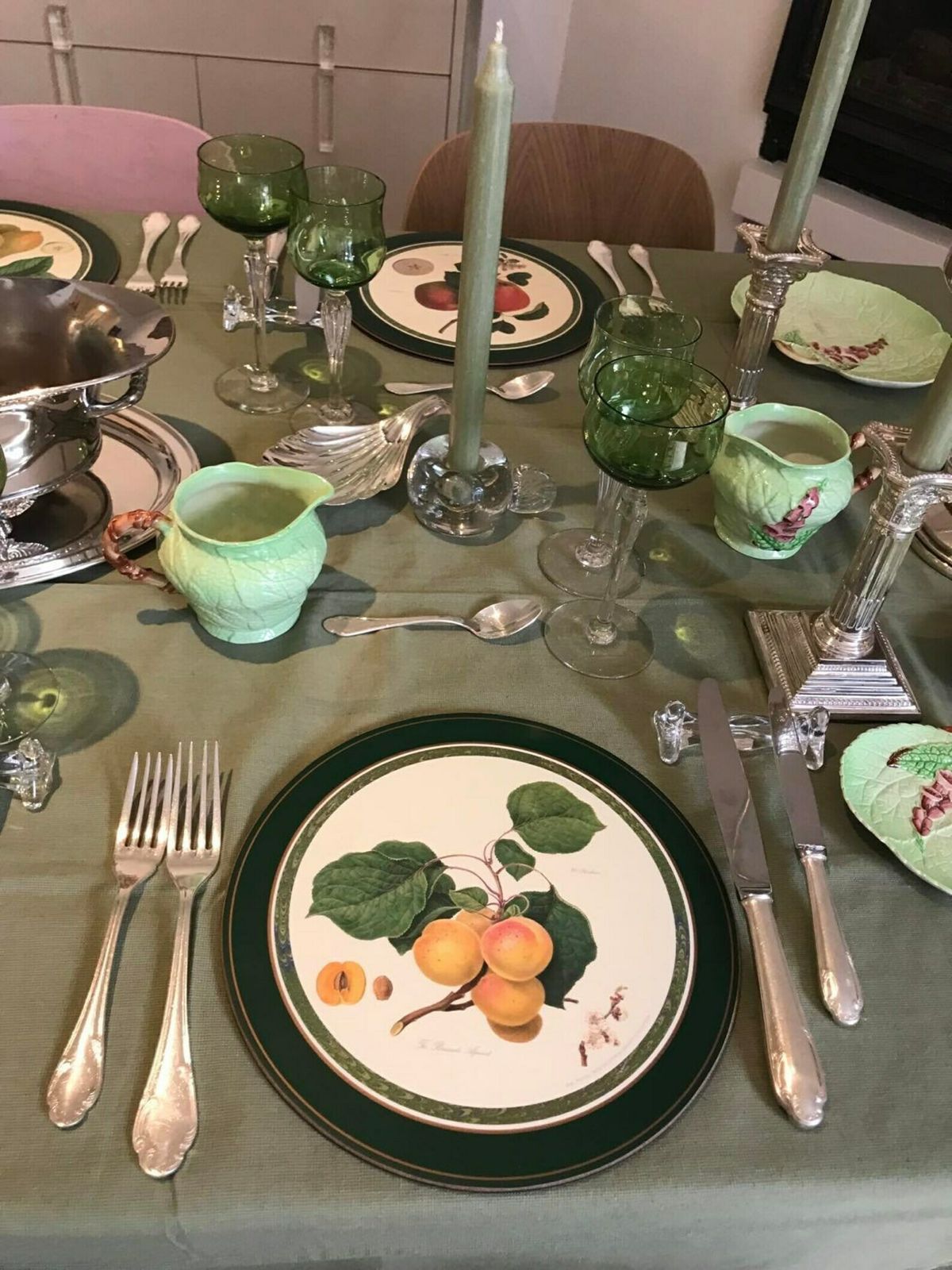 Carlton Ware Dishes Plate Serving Green Foxglove Creamer Plate 4 Pieces Green Decoration English Collectors Antique China photo for sale