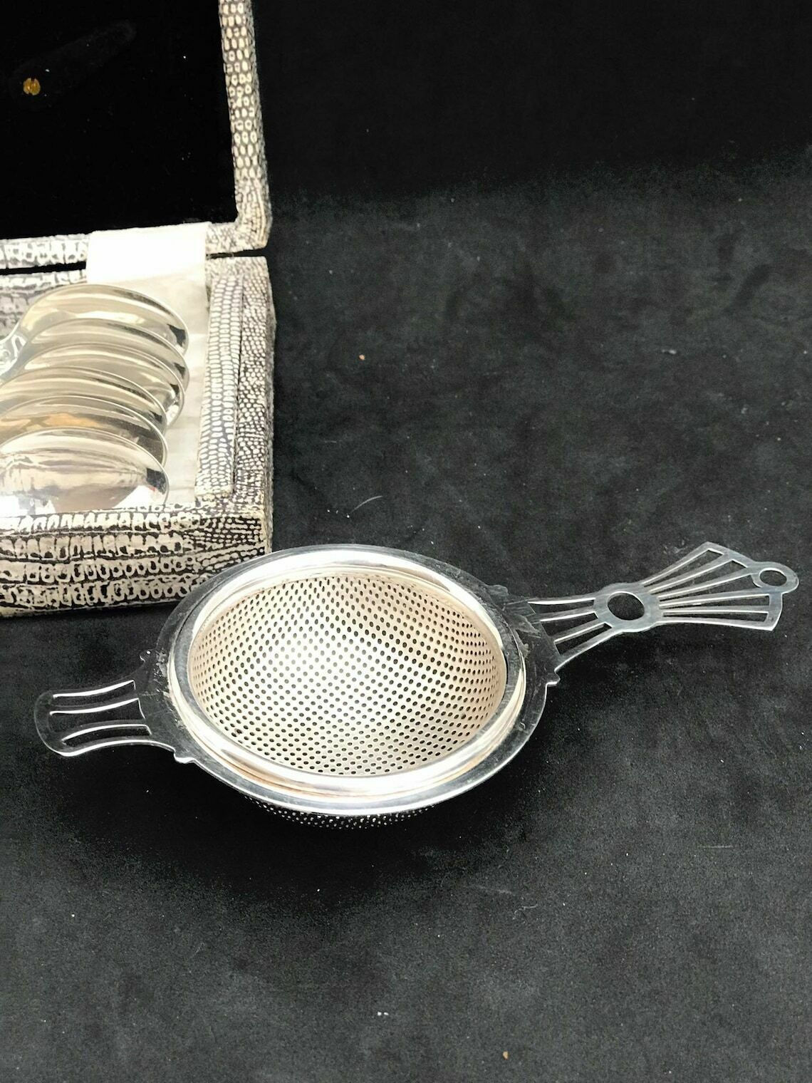 Art Nouveau Verzilverd Theeservies Met Zeef En Lepels – Set Van 6 In Doos – Engeland, Jaren 1910 – Victorian Flatware photo vinterior