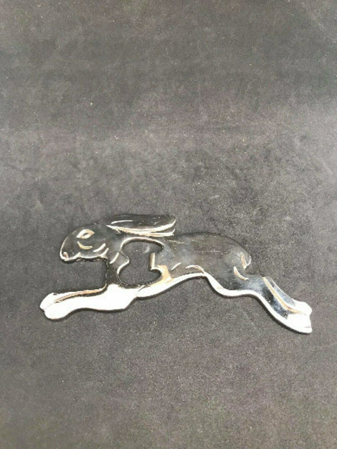 photo vintage Bottle Opener Art Deco Silver Plated Bottle Opener Rabbit Hare Hunt Gift Hunter Decor Bar Accessory Animal 1930s Bar Decor Bar Accents