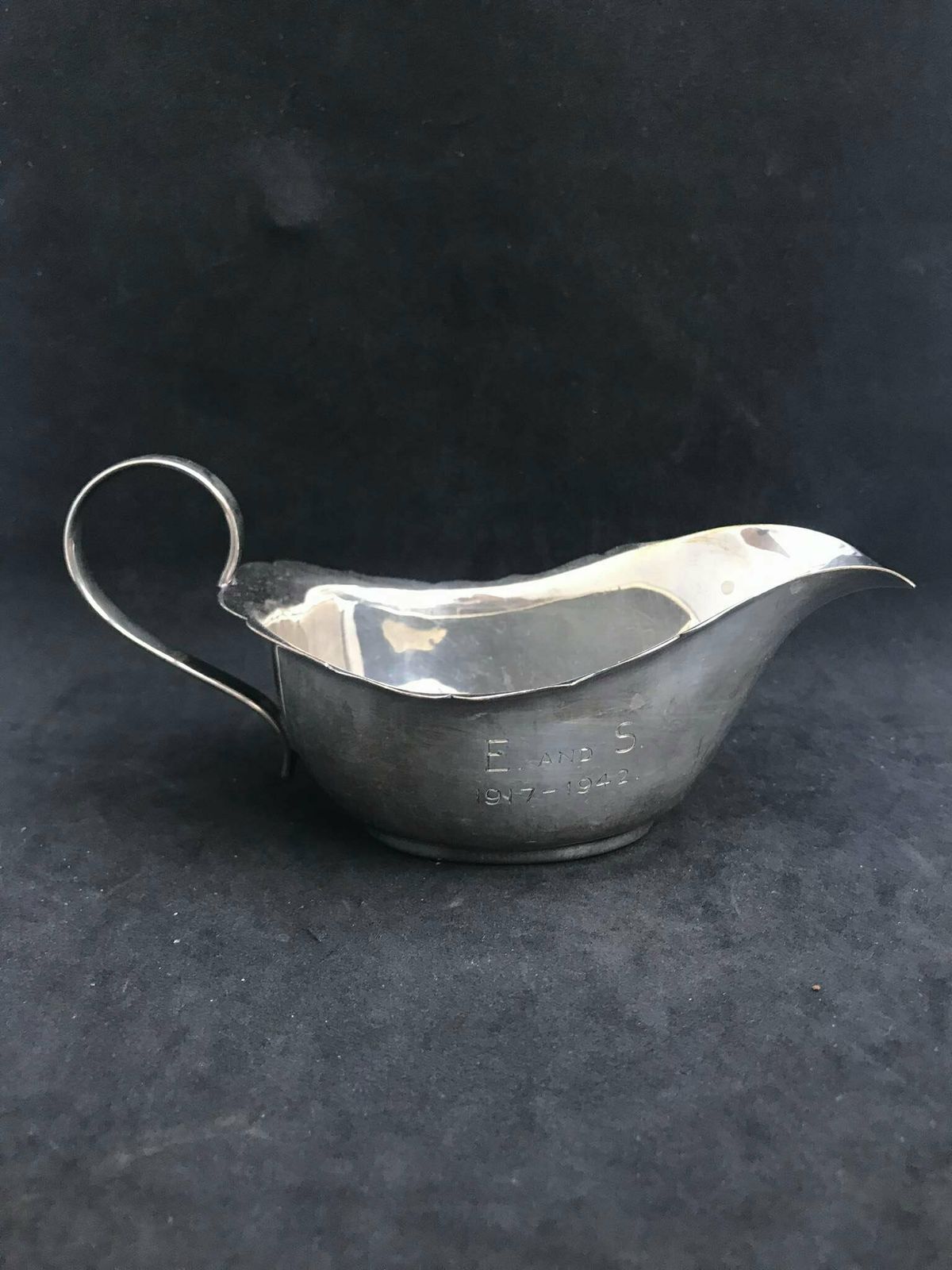 Gravy Boat Silver Plated Sauce Boat Victorian Wedding Gift For H Number Of Characters: 0er Christmas Table Elegant Tableware Vintage Hotel Silver Gift photo for sale