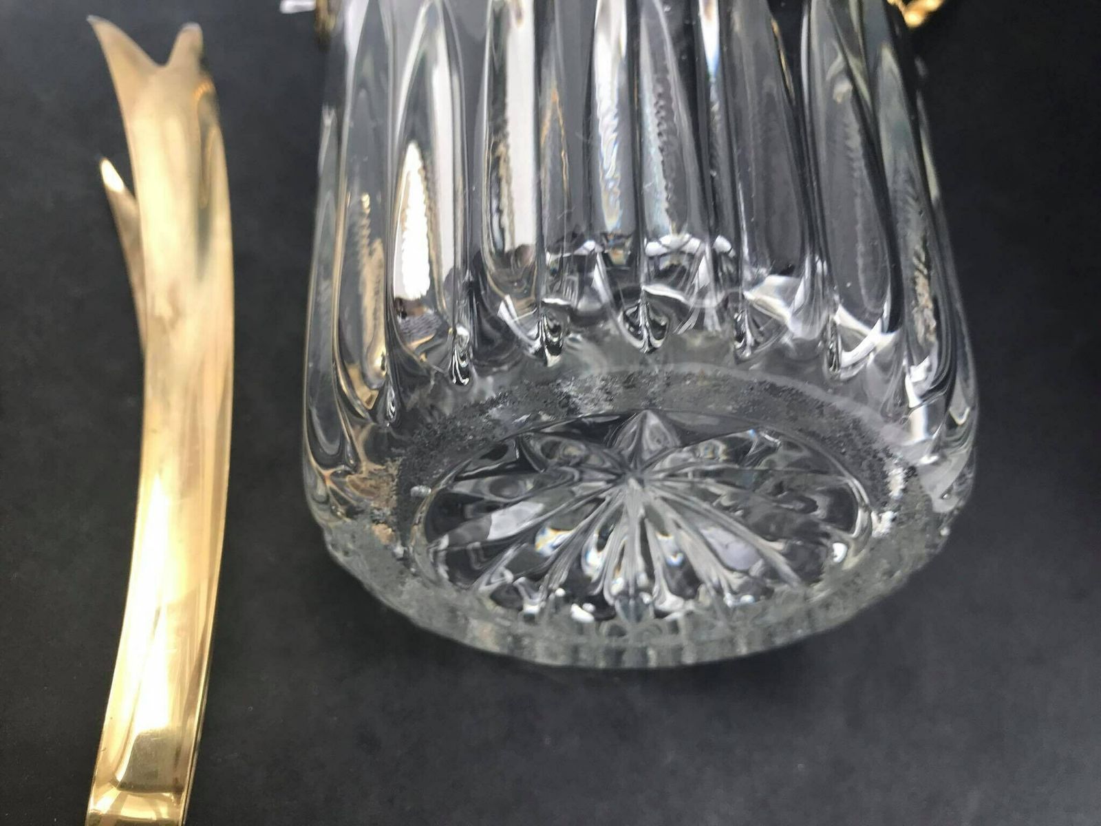 Ice Bucket Vintage, Heavy Glass Ice Bucket Golden Handle , 50s. Carved, Bar Accessories, Mid Century Modern, Vintage Bar, Cocktails. photo vinterior