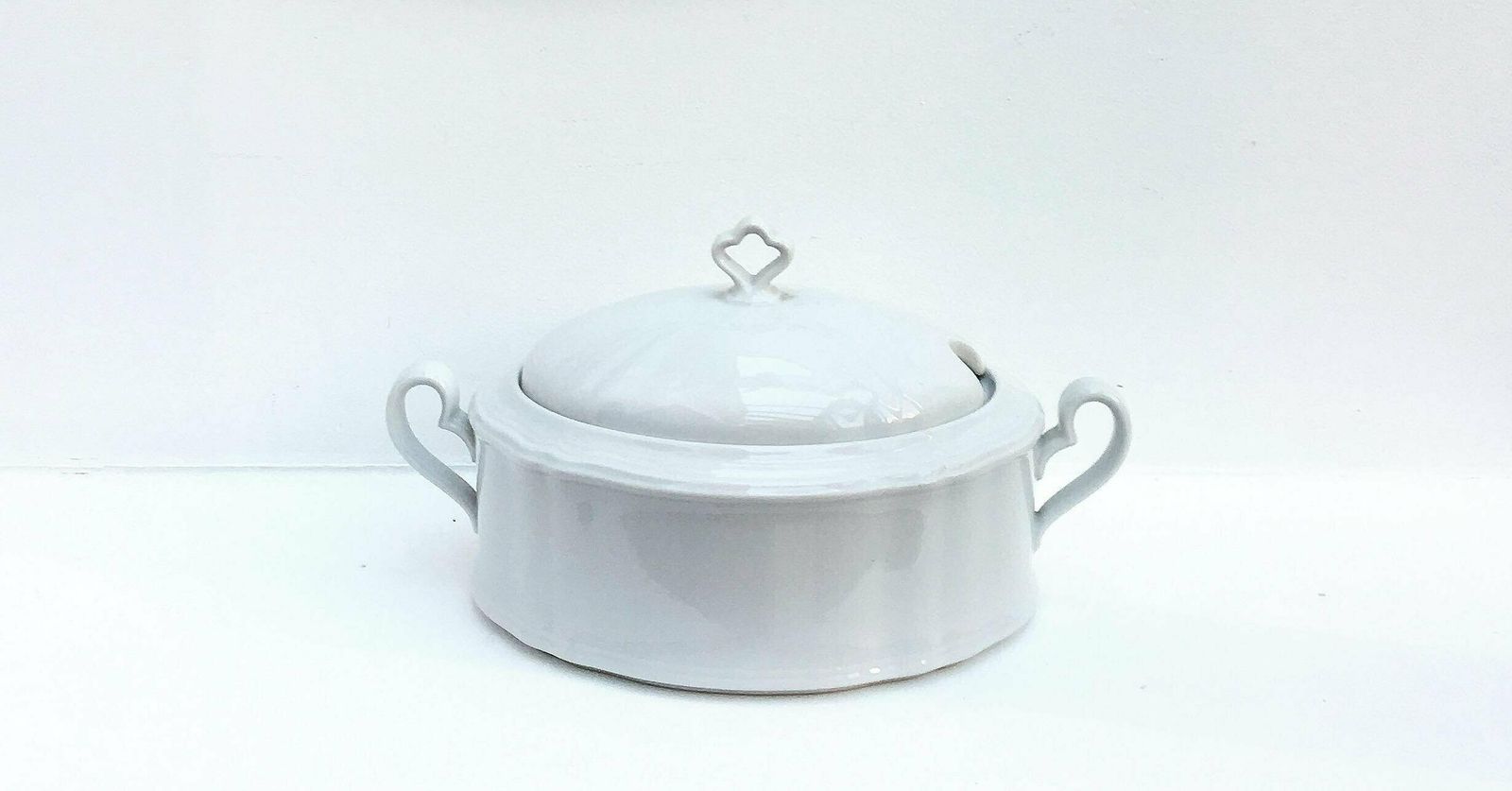 Soup Tureen With Lid Seltmann Weiden Pattern Marie Luise Mid Century Modern, Beautiful By Winterling Bavaria, Germany, Porcelain Tureen photo furniture