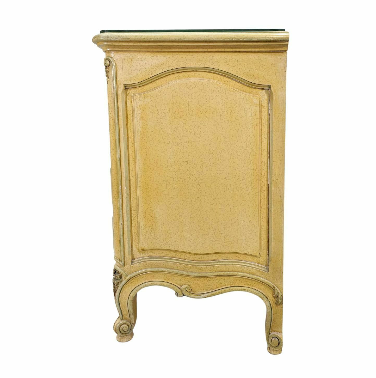 Venetian Chest Of Drawers Lacquered Cream And Gold Xxth photo for sale