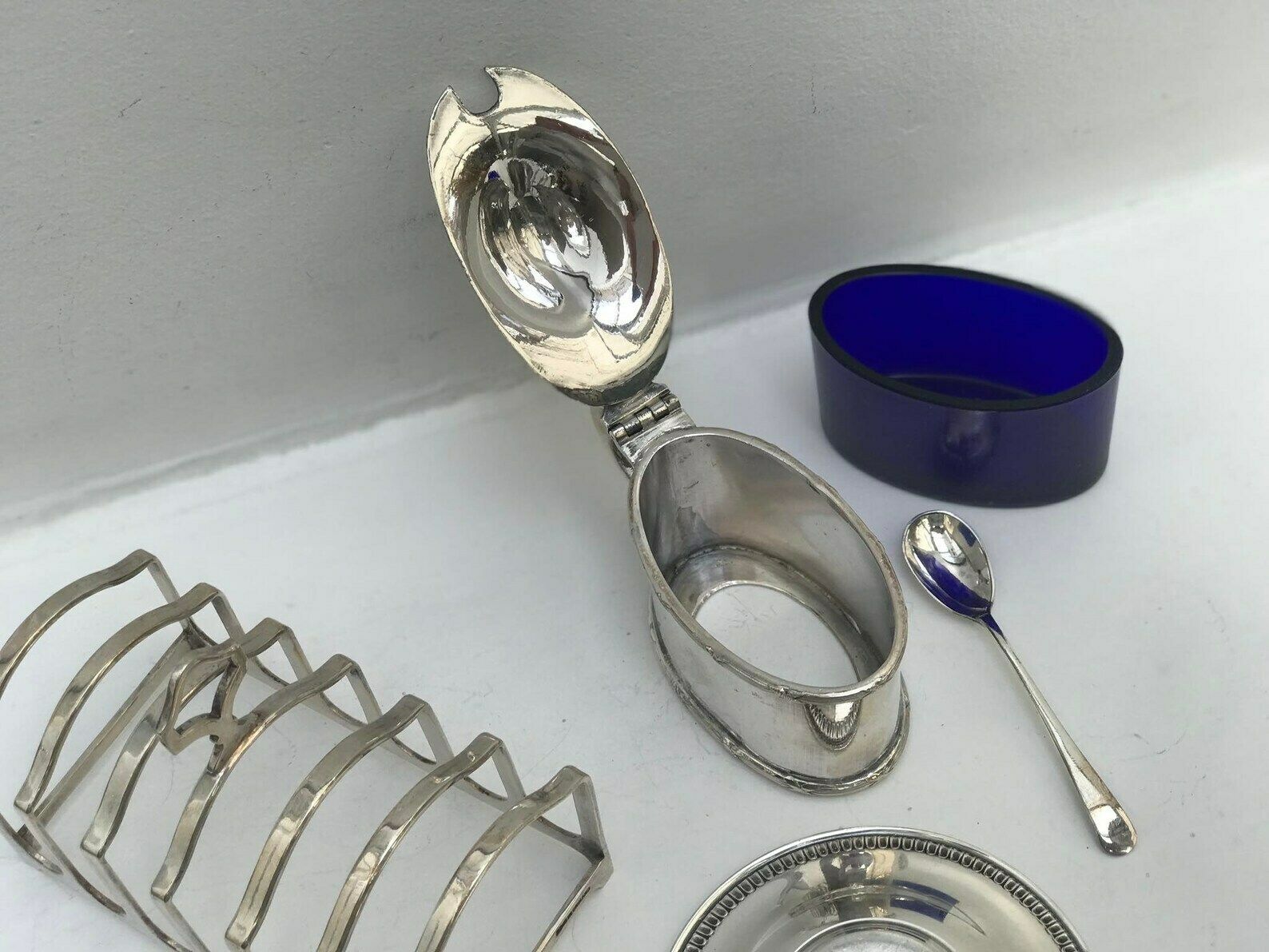 Mustard Pot Small Butter Dish And Toast Rack Silver Plated Breakfast Set Vintage Toast Holder Wedding Gift Antique English Hostess photo Home Decor