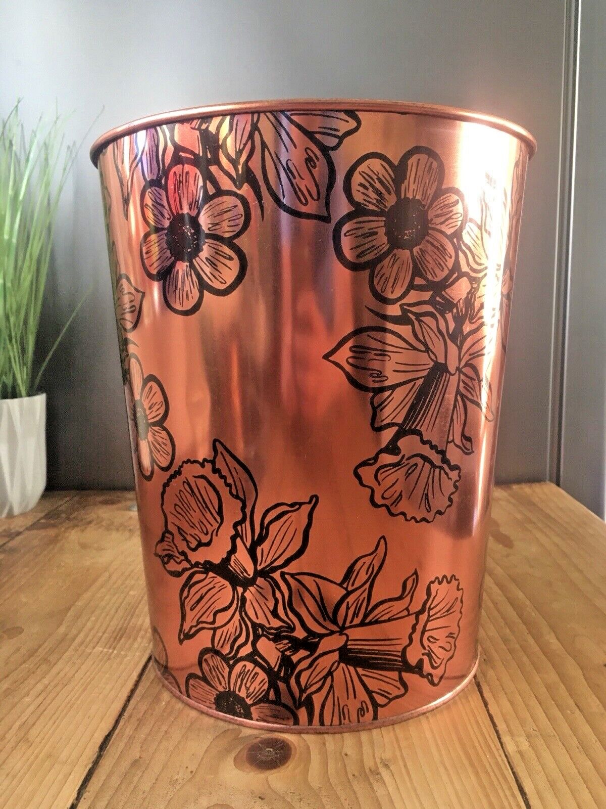 photo furniture Retro 60's Beverley Copper Floral Flower Power Tin Waste Paper Bin Regency Ware