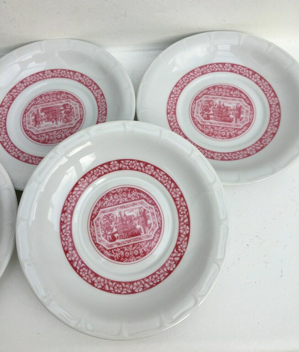 Heinrich Germany Rudesheim Koffie Schoteltjes – Alleen Schoteltjes – Set Van 6, Rood/Wit, W. Germany – Heinrich Irish Coffee Cup Schoteltjes Voor Goblet Rudesheimer – Losse Vervanging photo vintage