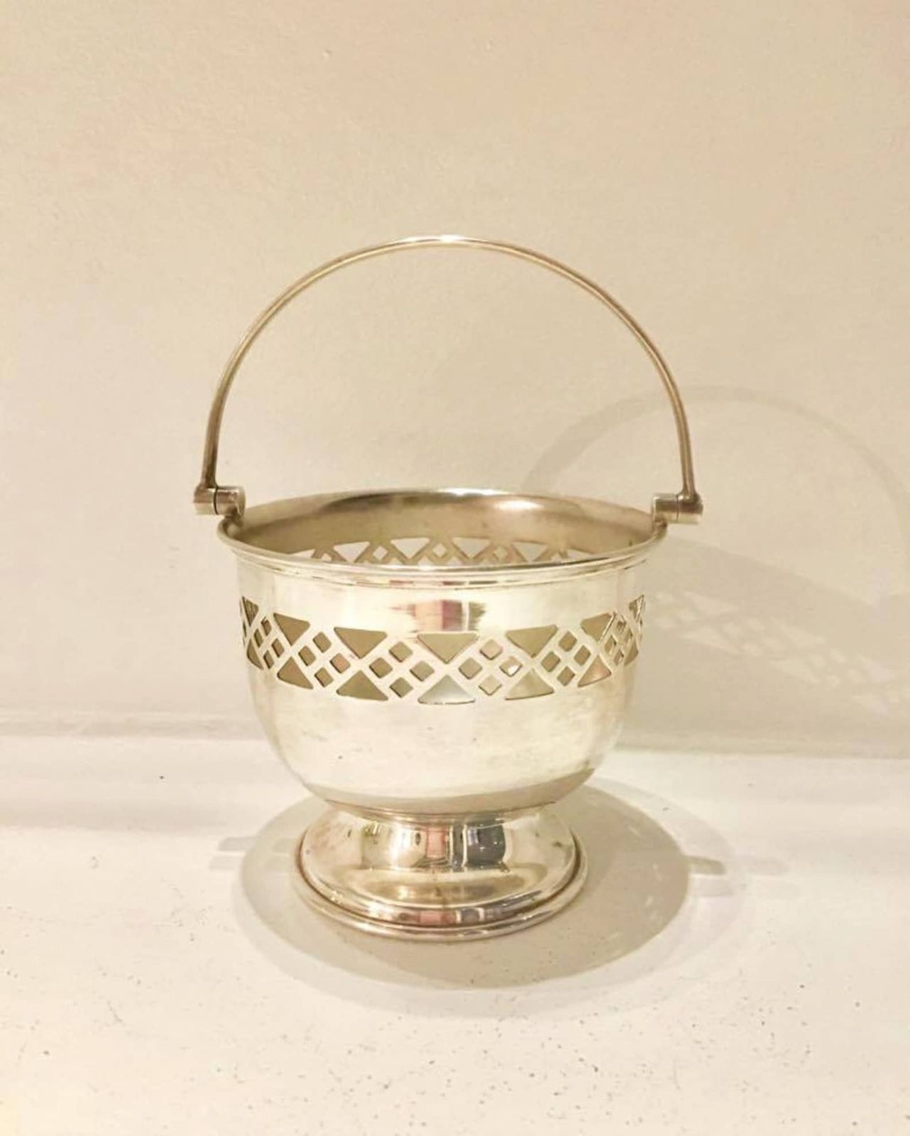 Small Basket Epns English Silver Plated Ring Dish Sweet Dish Basket Made In England, Geometrical Design Candy Bowl Vanity Decor Basket photo furniture