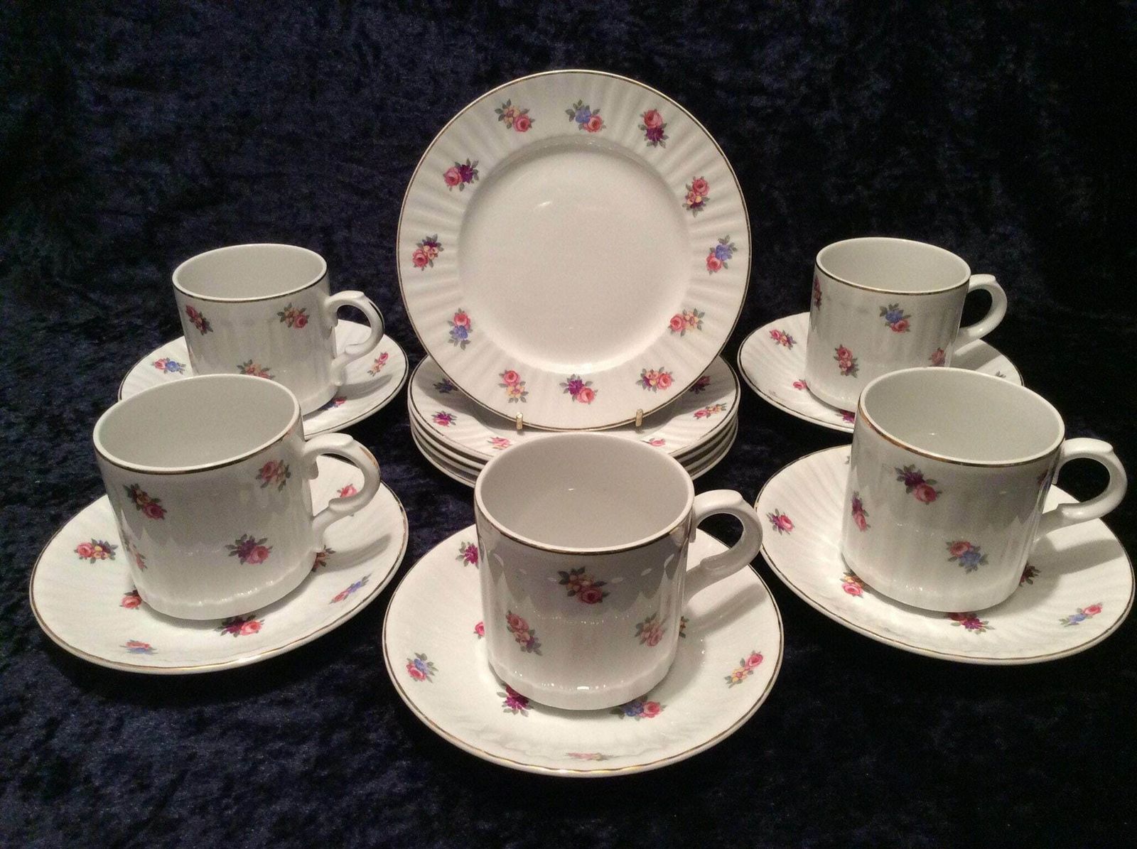 photo for sale Vintage 1950s/60s Alfred Meakin Tea Set, Pretty Ditsy Rose Design 15 Pieces, Meakin Teacups, Plates, Vintage Meakin Trio, 60s Cups, 50s Cups