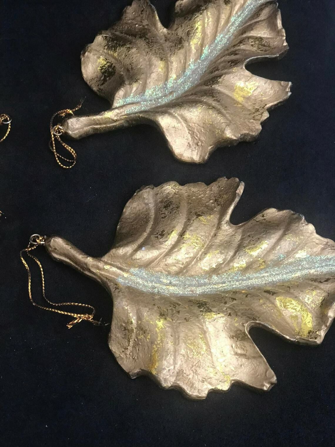 Golden Table Decorations Key Tassels Gold Leaf Shape Shabby Chic Luxury Decor For Table Or Christmas Tree Gold Styling Carnaval Table Theme photo Home Decor