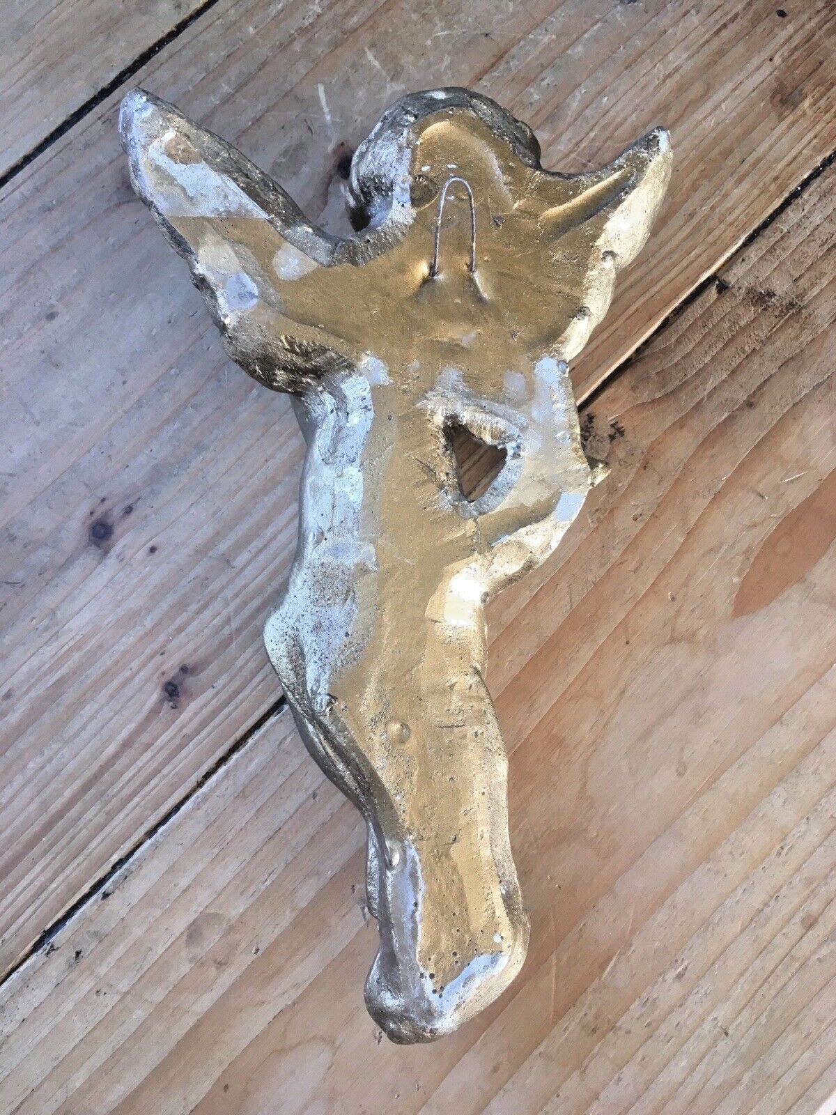 Pair Of Gold Chalkware Plaster Neoclassical Cupid Angels Cherubs Playing Music photo vintage