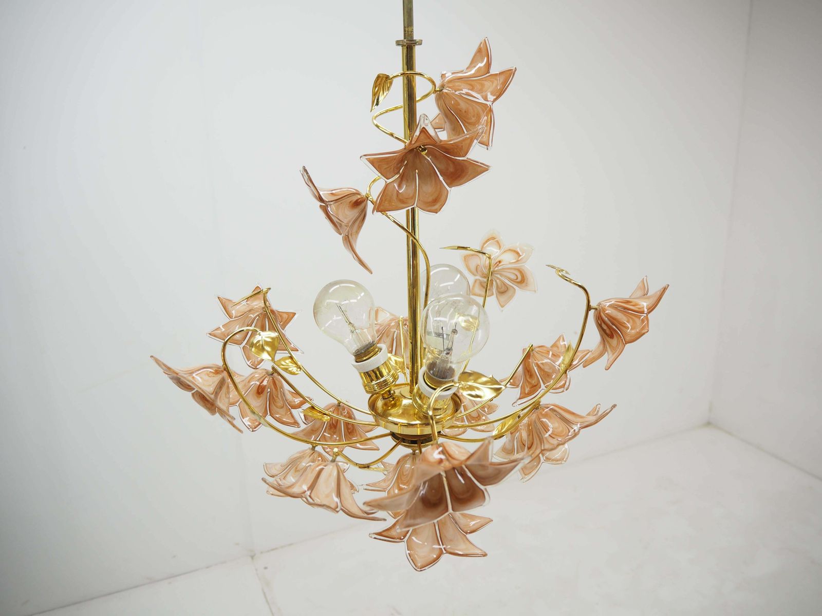 Midcentury Flowers Chandelier, Glass And Brass, 1960s photo Lighting