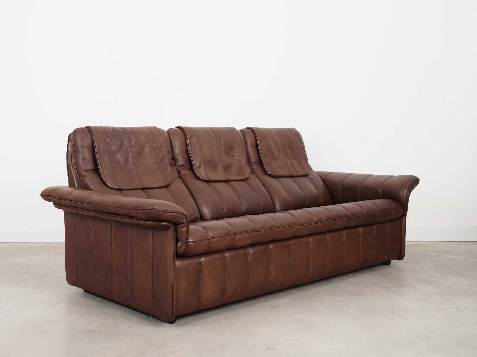 Brown Leather Sofa, Swiss Design, 1970s, Manufacture: De Sede photo 4879.0