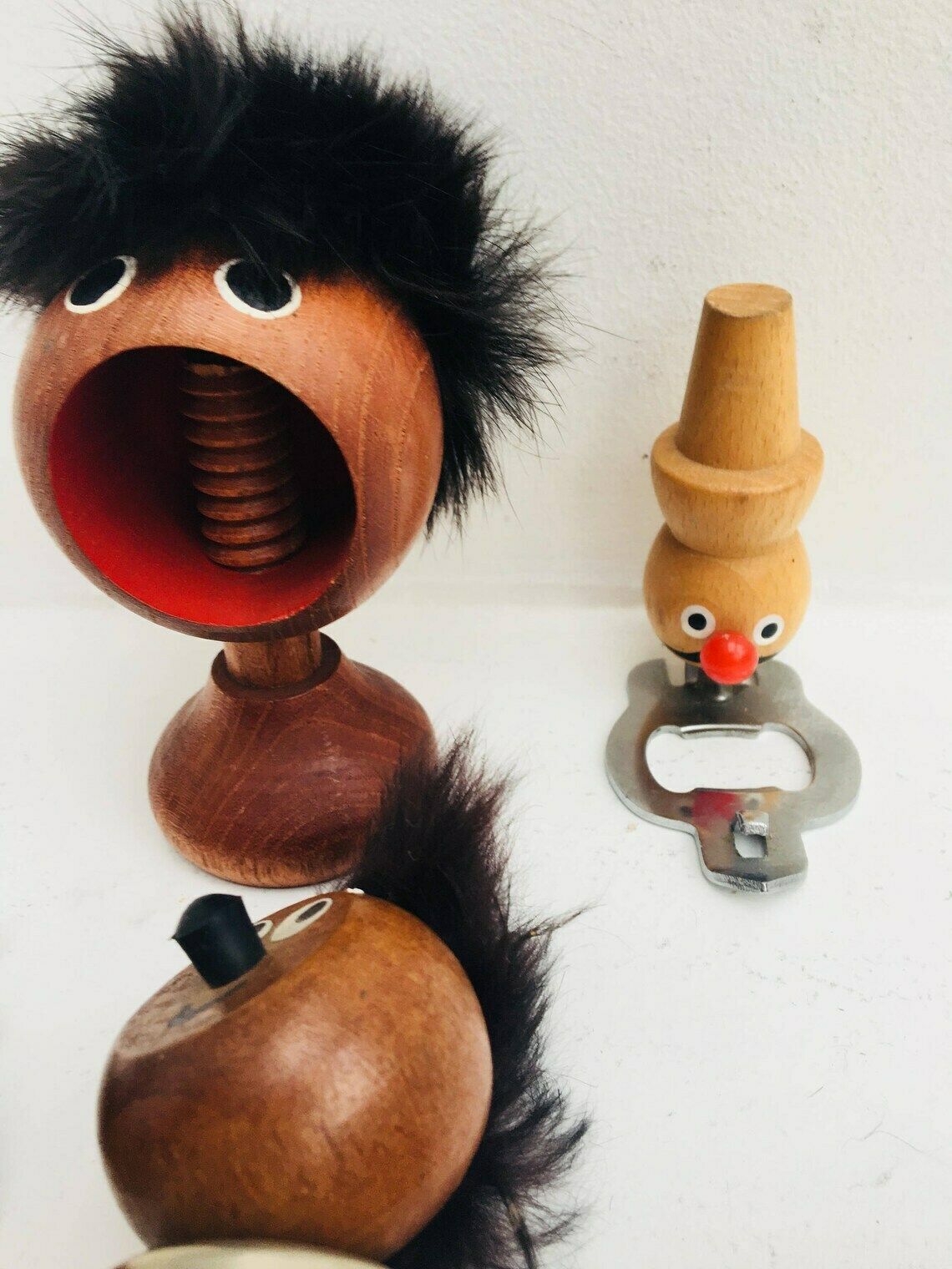 Barware 1950s, Vintage Fun Mid Century Bottle Stoppers, Danish Bar Tools Bottle Cap, Quirky Bottle Stop, Danish Wine, Wooden Bottle Stopper photo Home Decor