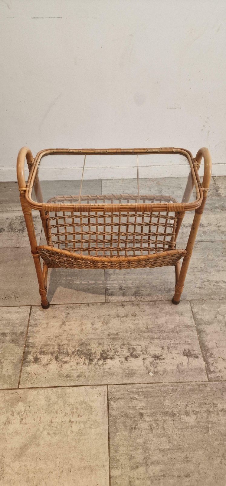 Rattan Magazine Rack, Bamboo, France 1975 photo vinterior