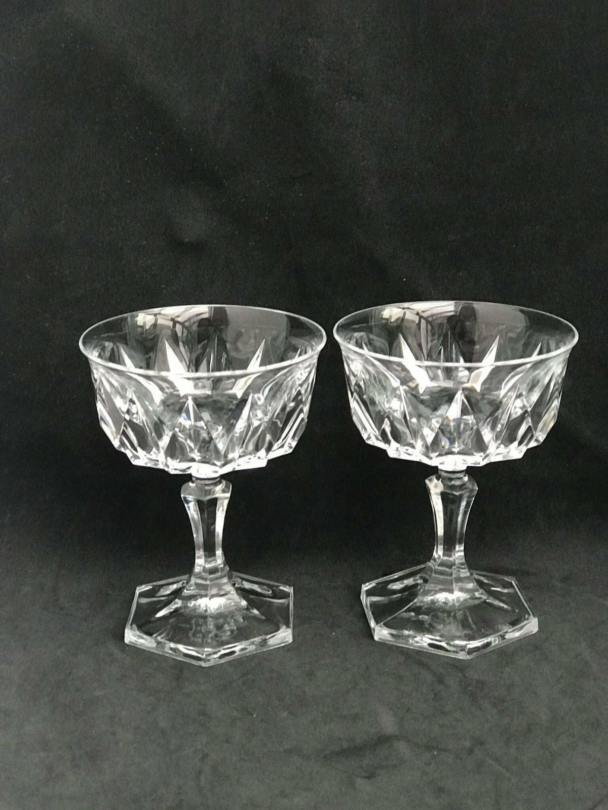 Champagne Glasses Set 2 Molded Glass Cups Cocktail Liquor Sherbet Dessert Wedding Toast Gift Couple photo 115.0