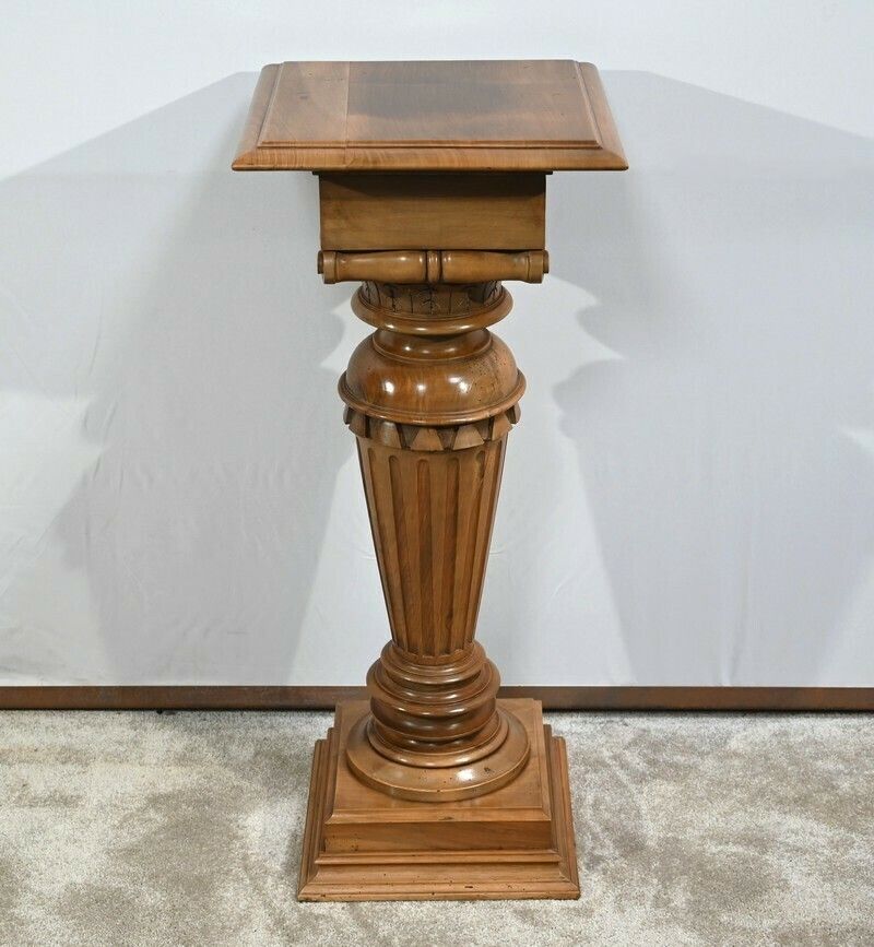 Important Walnut Column, Louis XVI Style   Late 19th Century