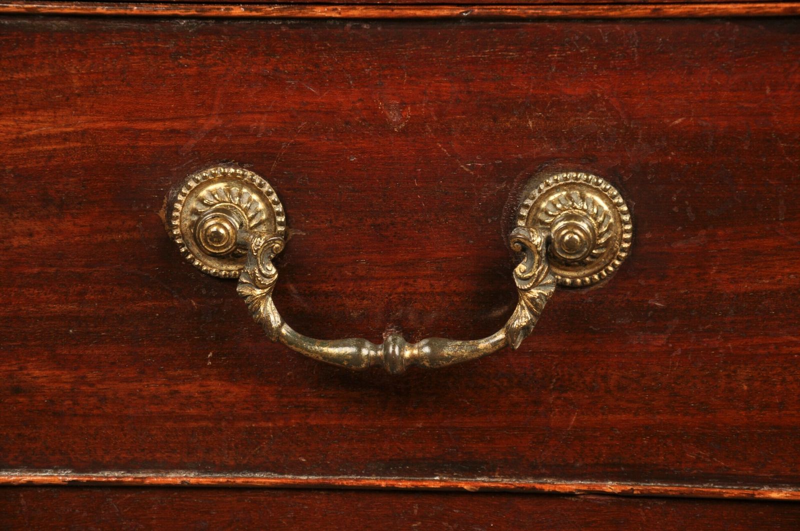 photo furniture Small 18th Century Mahogany Chest Of Drawers