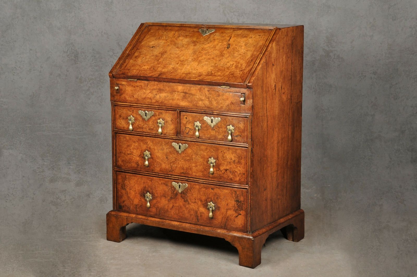 Small Early 18th Century Burr Walnut Bureau photo Furniture