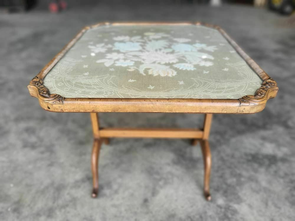 Vintage 20thc Walnut Tilt Top Embroidered Needlework Coffee Side End Table photo buy