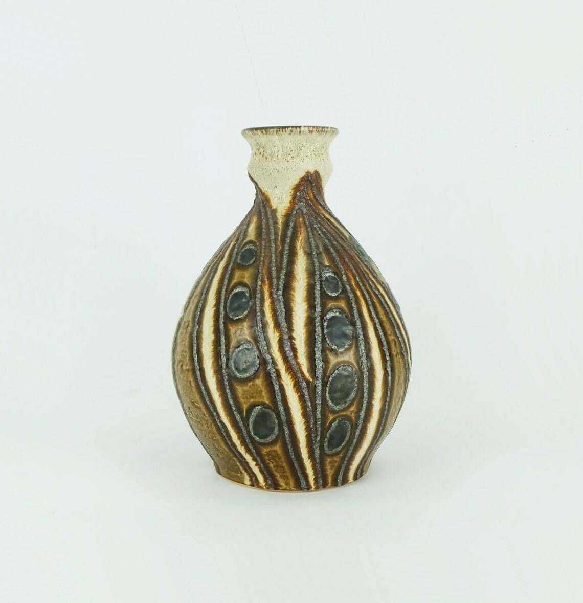 Mid Century Vase Bay Keramik Model 610 25 Fat Lava Circle And Wave Pattern Beige Brown 1970s