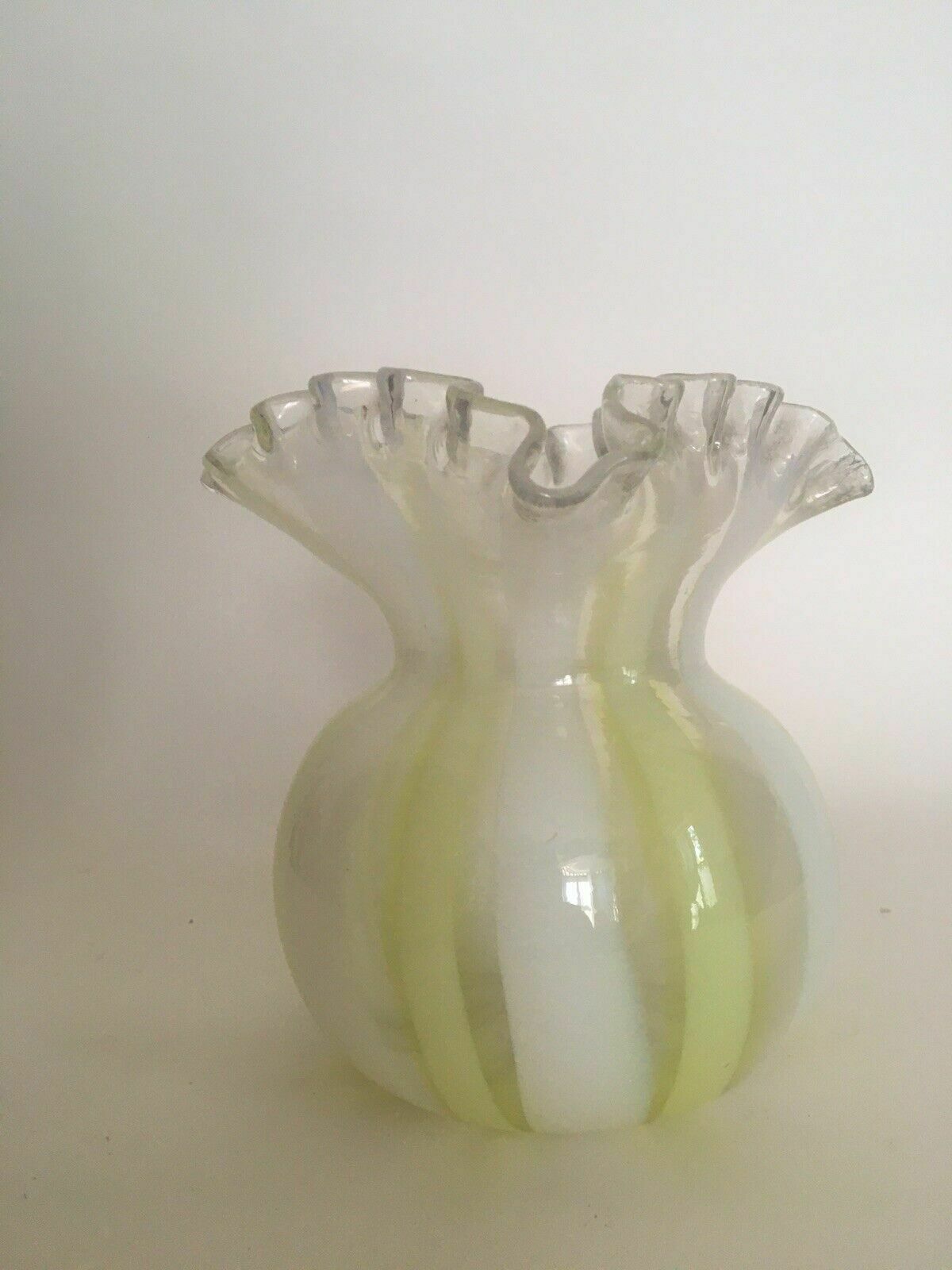 Victorian Vaseline Glass Vase Frill Rim Candy Stripe Antique Art Glass photo vinterior