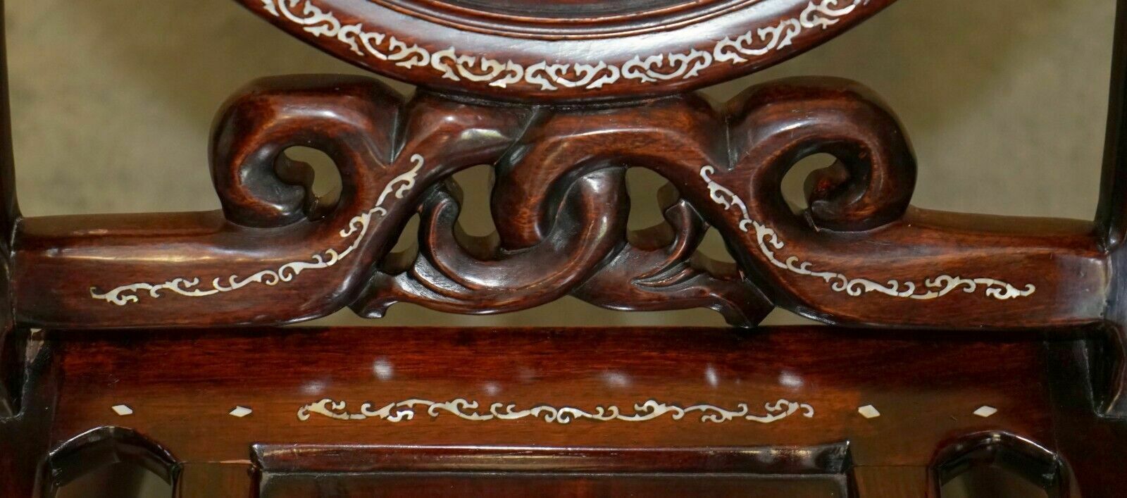 photo furniture Pair Of Antique Padauk & Mother Of Pearl Reclined Plantation Armchairs & Table