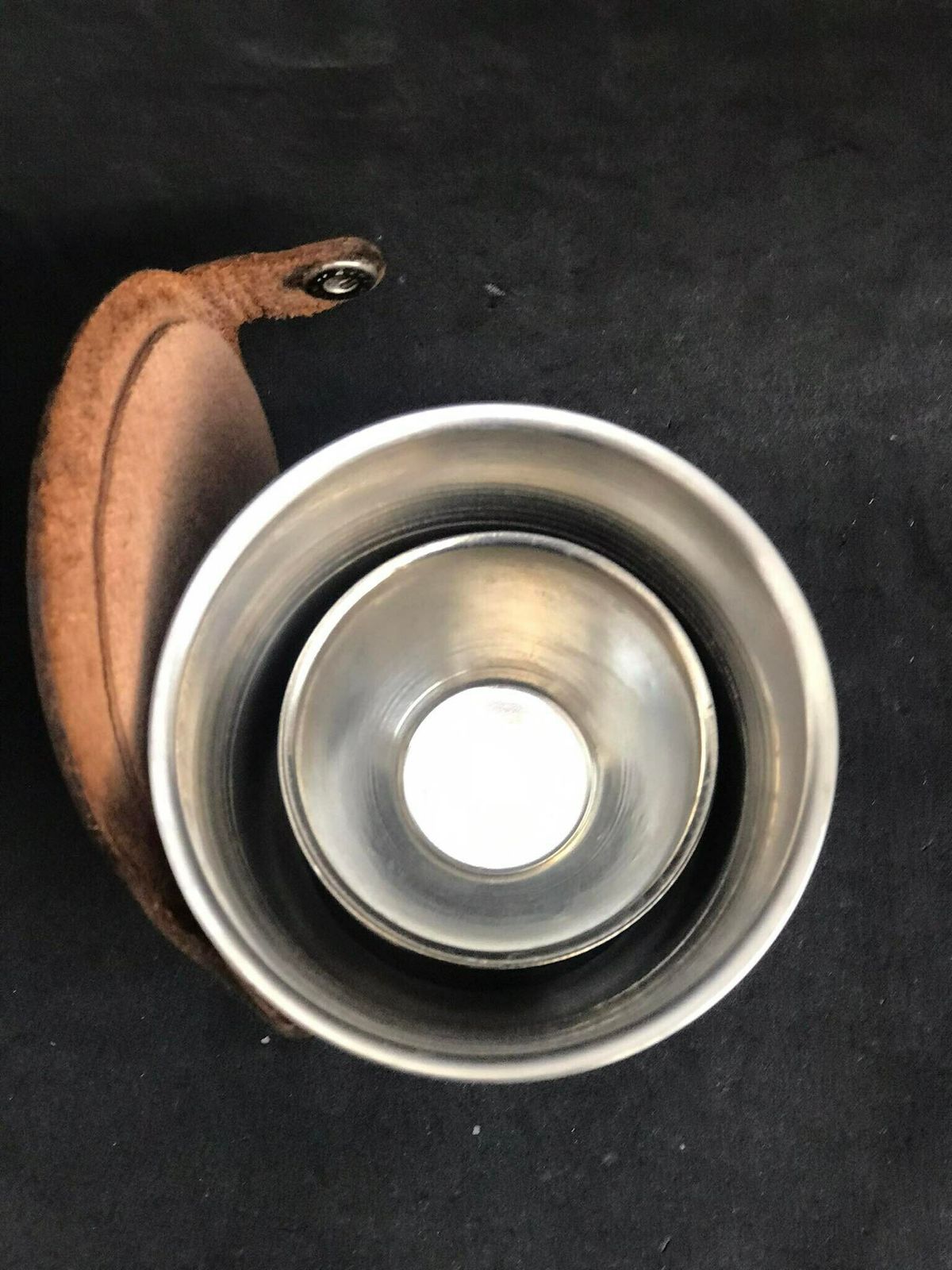 Stirrup Cups Set Mid Century Denemarken Roestvrij Staal, Ria Jachtbekers Reisbekers, Glazen Bruinleren Houder Cadeau Voor Hem photo 174.0